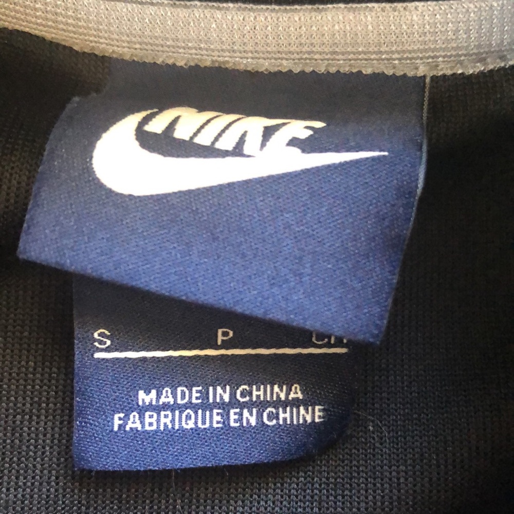 Nike woman’s small full zip sweater - Picture 6 of 7